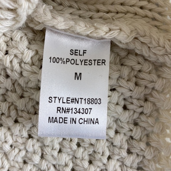 Cream Chunky Knit Cropped Turtleneck Sweater - Picture 9 of 11